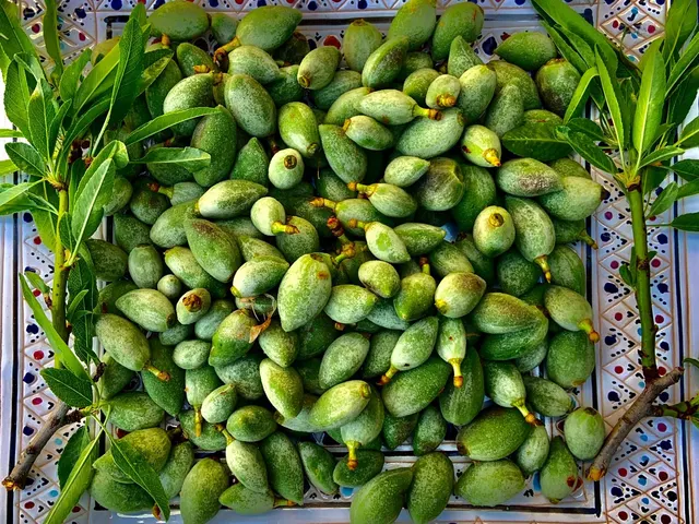 Almendra fresca / Fresh Almond
